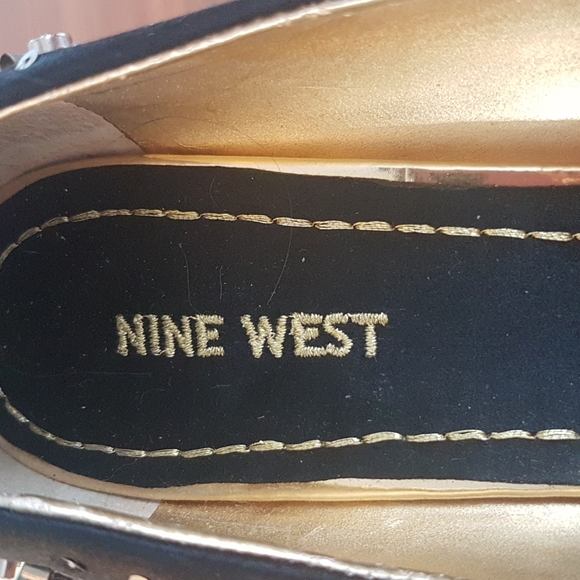 NINE WEST Satin finish heels - size 9 - Picture 4 of 4